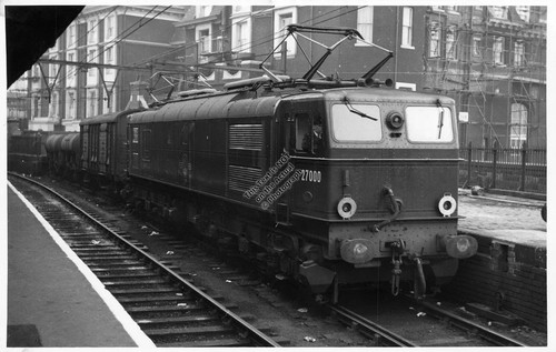 1968 sheffield victoria - victoria, train